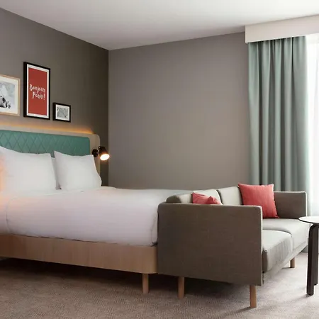Hotel Hilton Garden Paris Orly Airport 4*