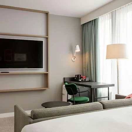 Hotel Hilton Garden Paris Orly Airport 4*